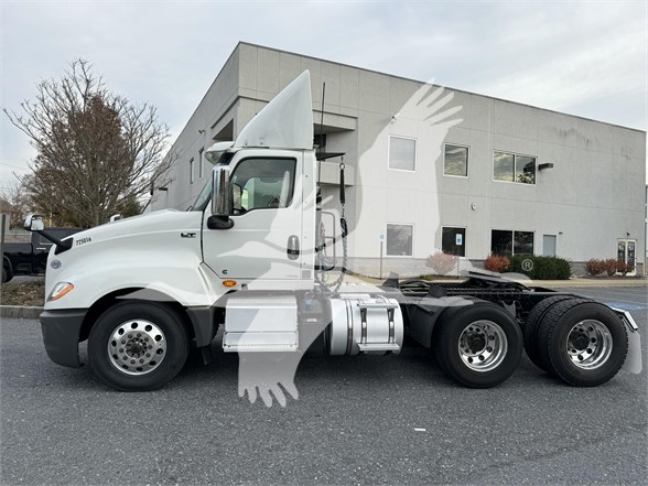 2019 INTERNATIONAL LT - Ascendance Trucks