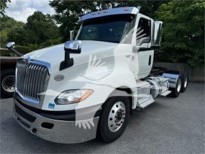 2019 INTERNATIONAL LT 9012039244