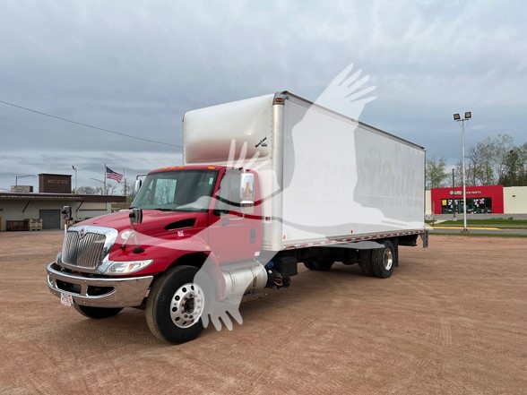 2019 INTERNATIONAL DURASTAR 4300 - image 1 of 6