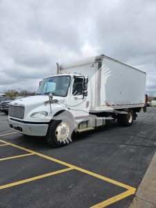 2013 FREIGHTLINER BUSINESS CLASS M2 106 9004769103