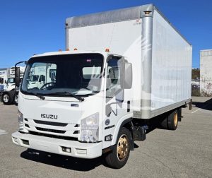 2017 ISUZU NRR 9038497177