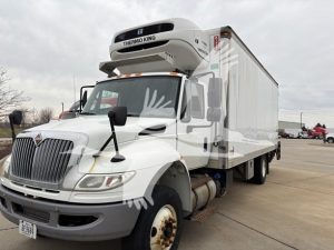 2015 INTERNATIONAL DURASTAR 4300 9035240089