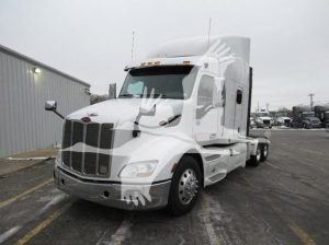 2017 PETERBILT 579 9039538212