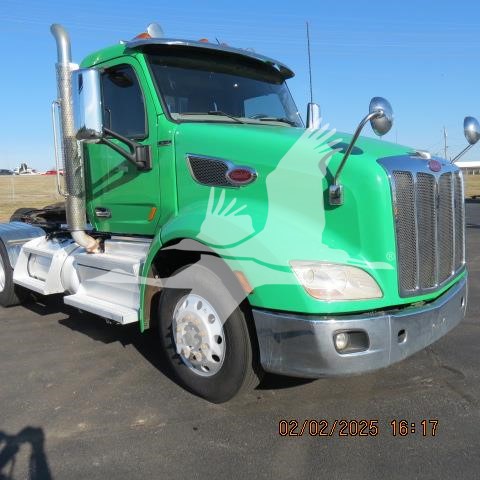 2019 PETERBILT 579 - image 1 of 6