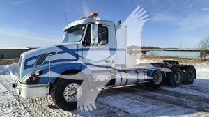 2017 VOLVO VNX84300 9041521195